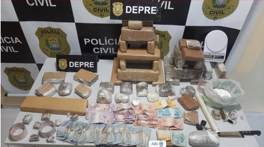 Dinheiro e drogas apreendidos na zona Sul de Teresina